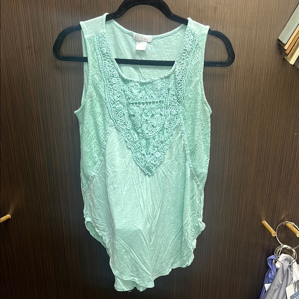 VENUS Green Sleeveless Ruffled Bib Collar Tank Top